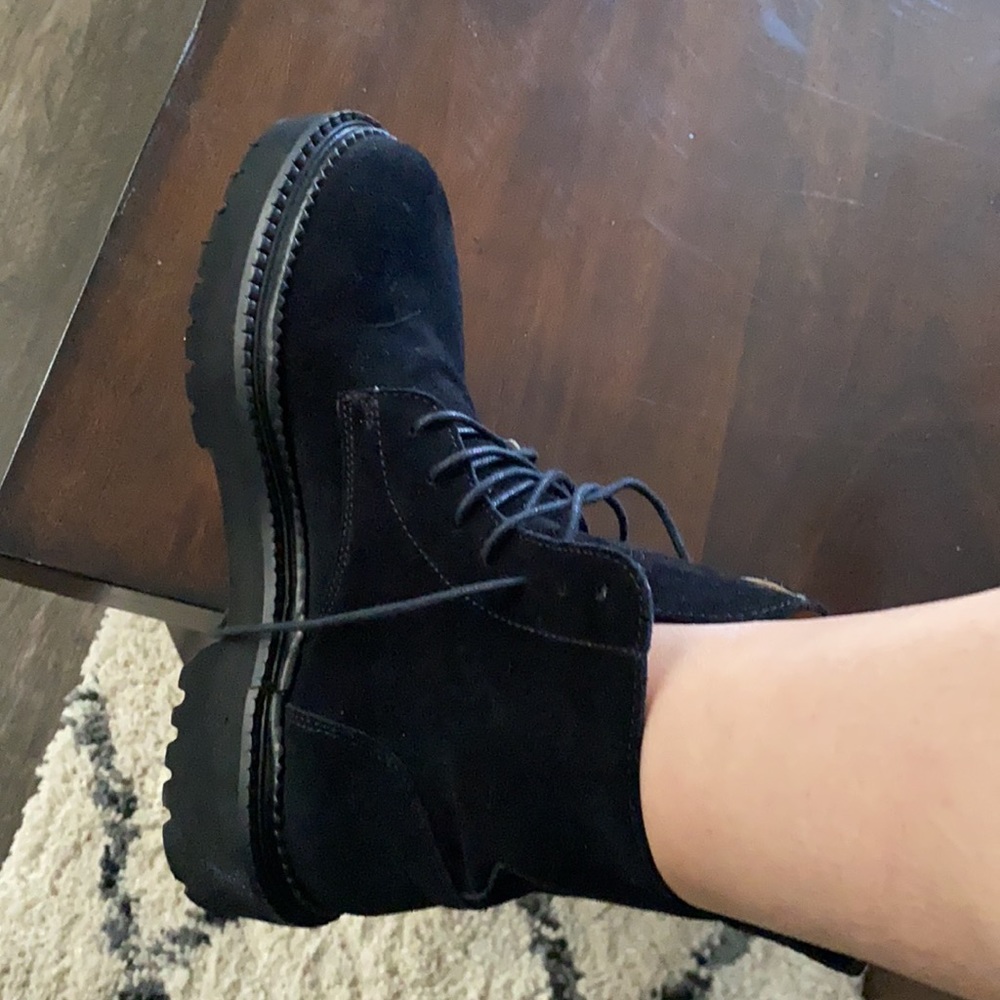BOEMOS Suede combat boots size 5